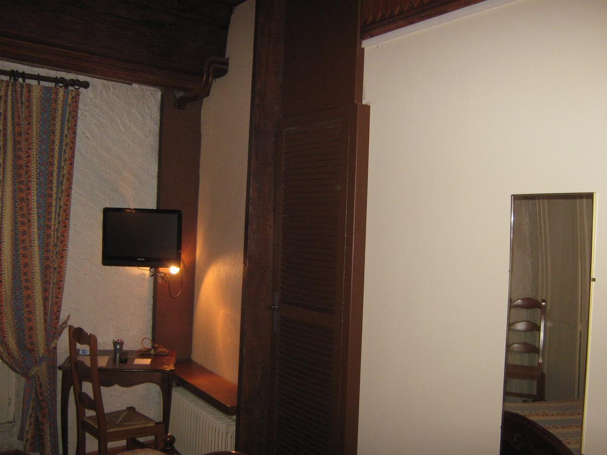 Logis Hotel Restaurant La Chaumiere Tournon-sur-Rhone Zewnętrze zdjęcie