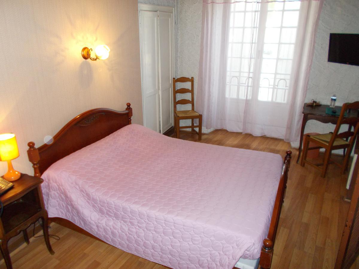Logis Hotel Restaurant La Chaumiere Tournon-sur-Rhone Zewnętrze zdjęcie